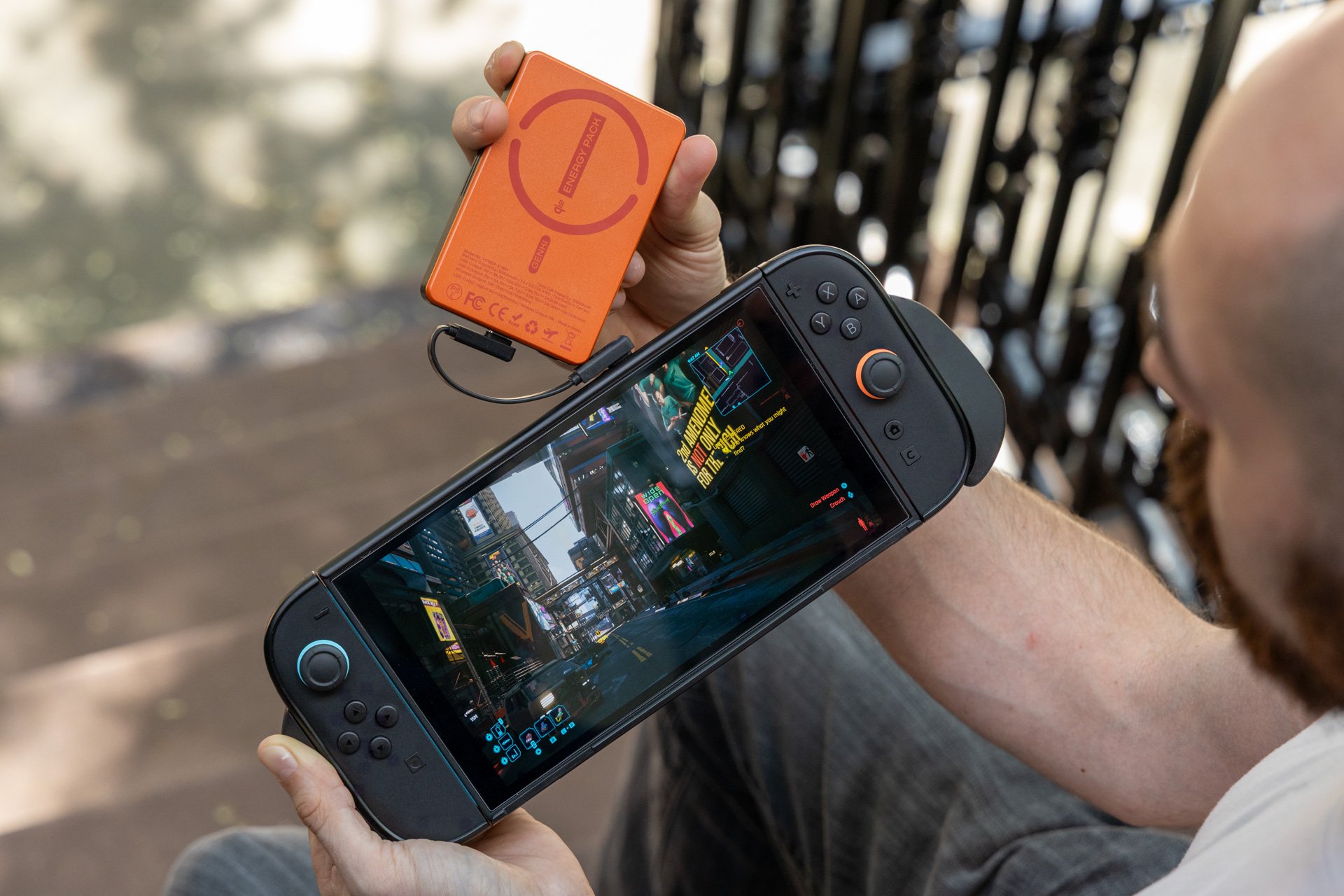 The Genki Attack Vector Case plus Energy Pack let me play Cyberpunk 2077 for more than four hours without needing a charge.